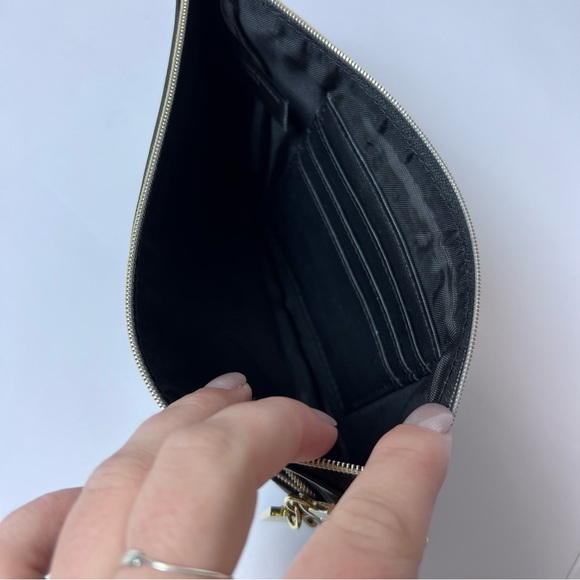 Style & Co Black Leather Wristlet Wallet 3 Zipper Pockets-Detachable Wrist Strap - Picture 4 of 5